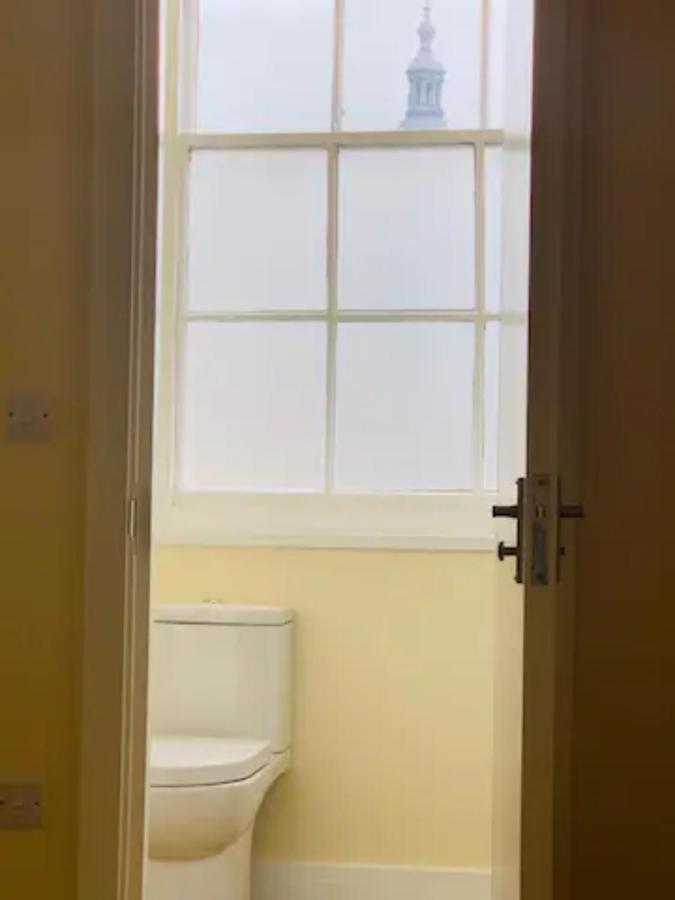 8 Fish Street, Budget City Centre Accomodation Leeds  Luaran gambar